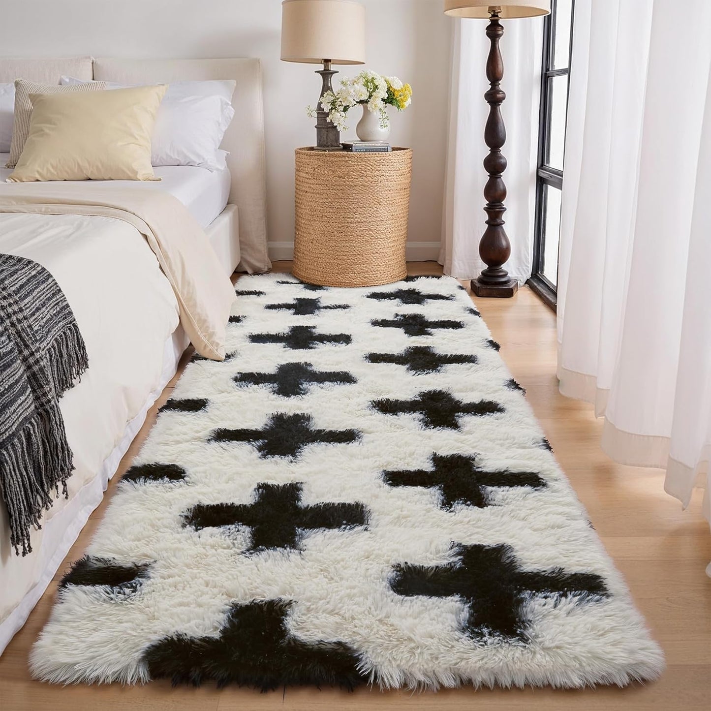 Checkered Rug 8x10 for Living Room, Black and White Modern Shag Rug Washable Non-Slip Large Area Rug Super Soft Indoor Fuzzy Carpet Fluffy Rugs for Bedroom Home Aesthetic Decor