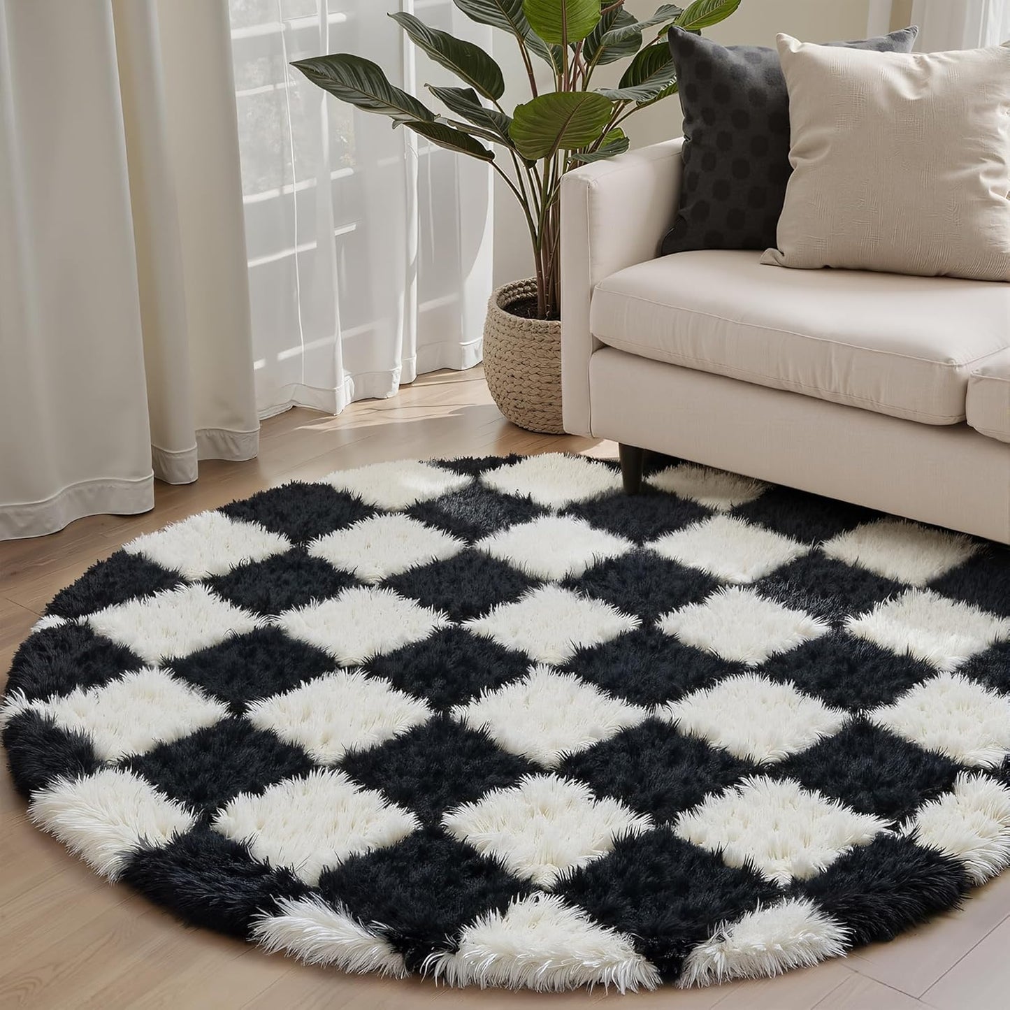 Checkered Rug 8x10 for Living Room, Black and White Modern Shag Rug Washable Non-Slip Large Area Rug Super Soft Indoor Fuzzy Carpet Fluffy Rugs for Bedroom Home Aesthetic Decor