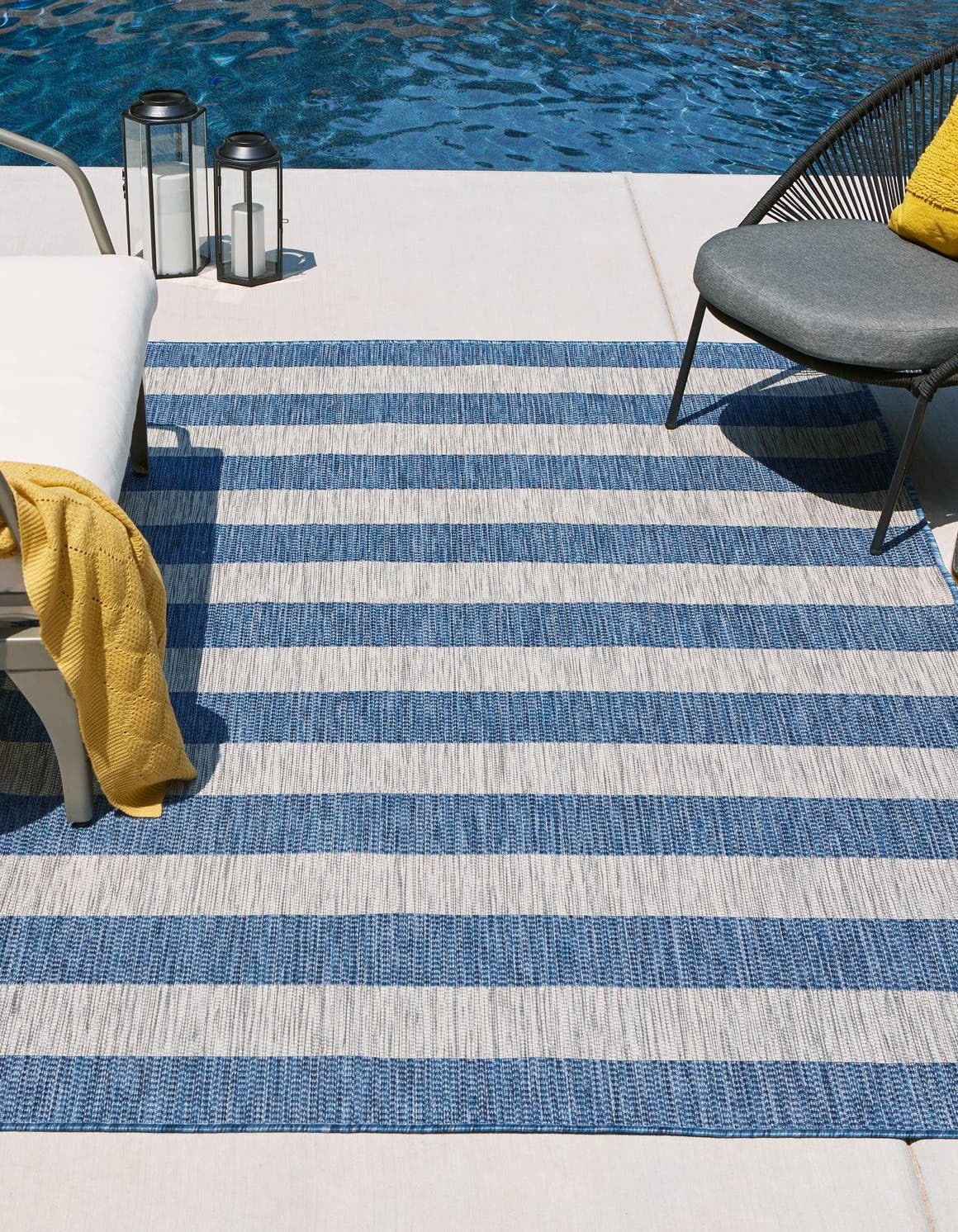 Unique Loom Outdoor Striped Collection Area Rug - Distressed Stripe (9' x 12' Rectangle, Green/ Gray)