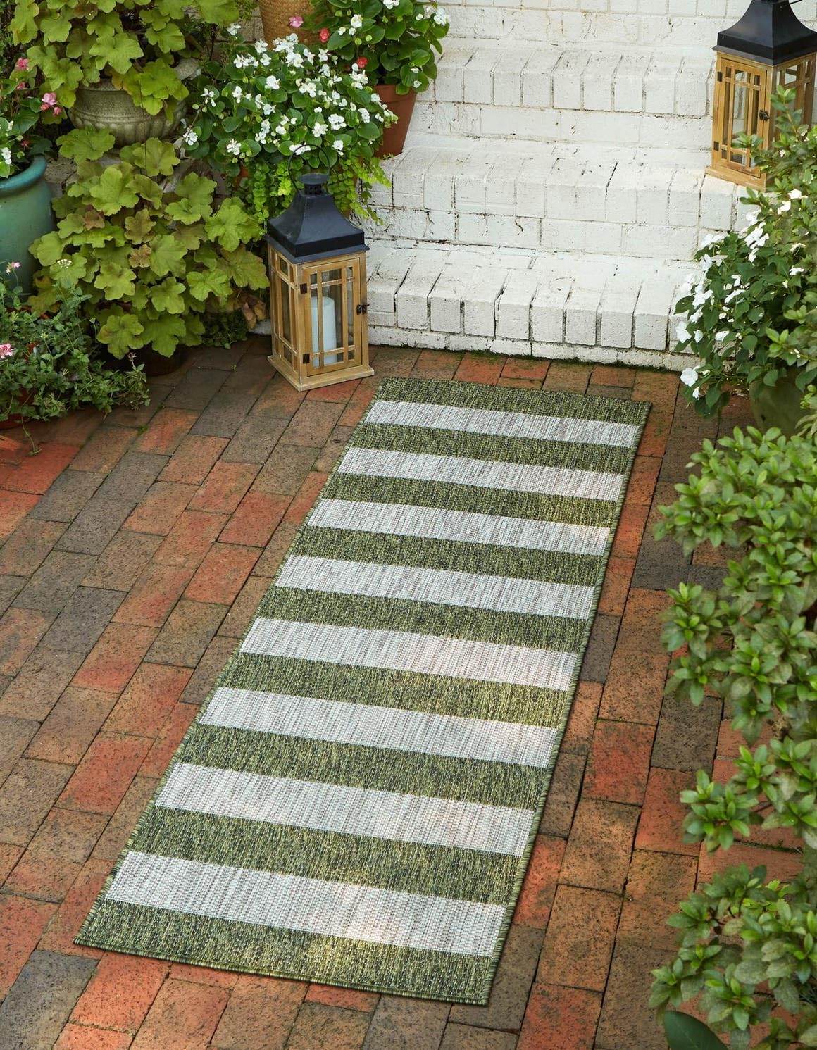 Unique Loom Outdoor Striped Collection Area Rug - Distressed Stripe (9' x 12' Rectangle, Green/ Gray)