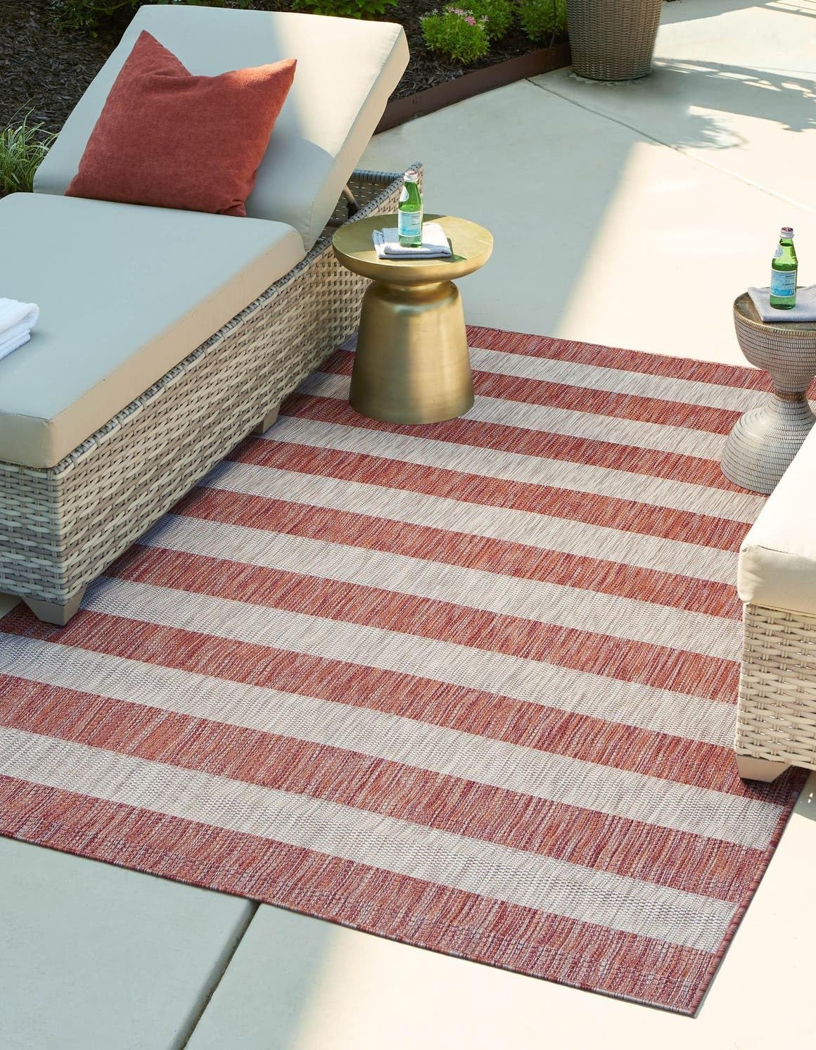 Unique Loom Outdoor Striped Collection Area Rug - Distressed Stripe (9' x 12' Rectangle, Green/ Gray)